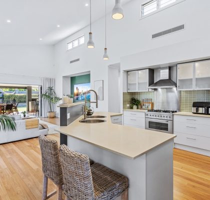 10AirStayz – fully equipped kitchen with modern appliances and ample space